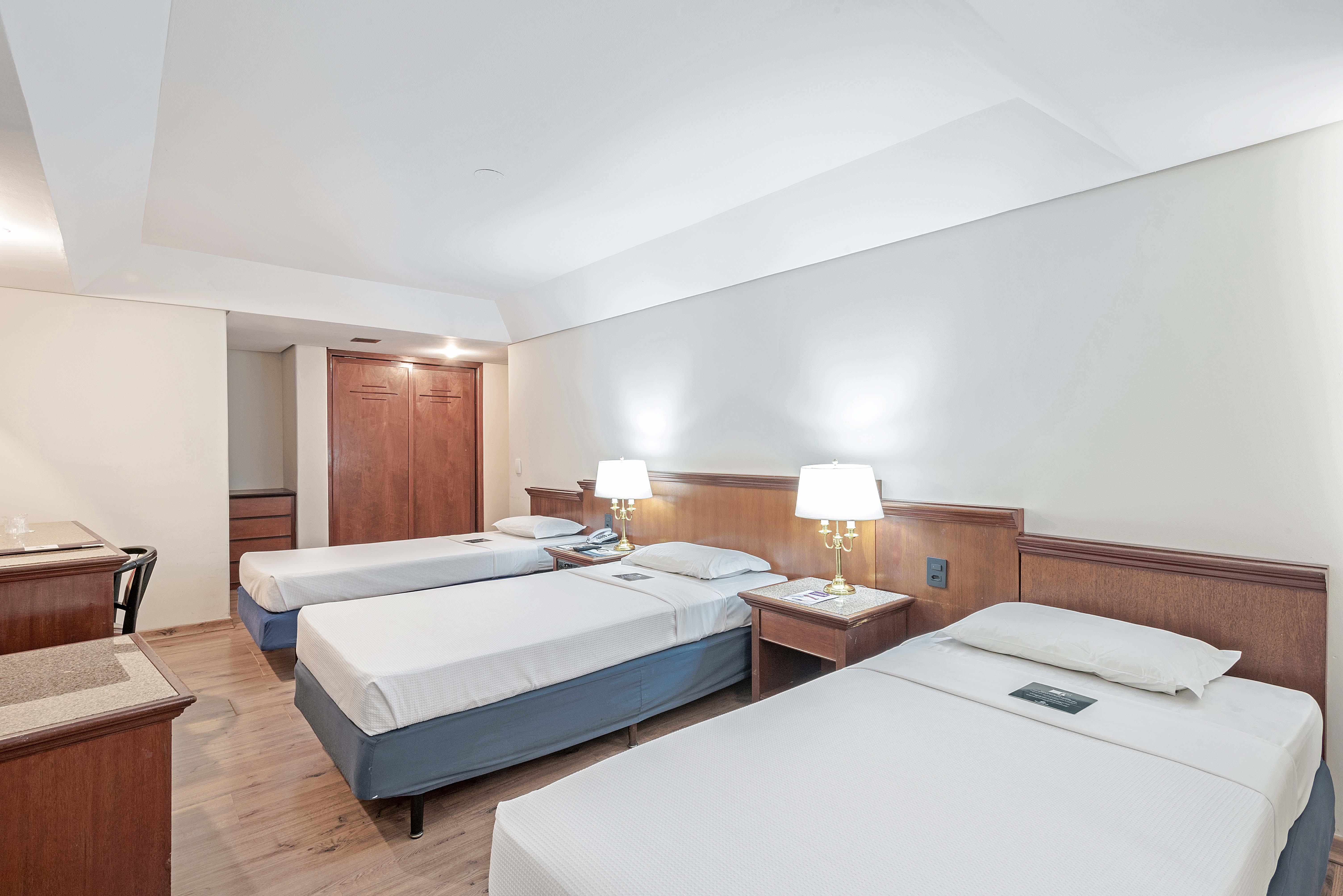 Rede Andrade Braz Hotel Curitiba Exterior photo